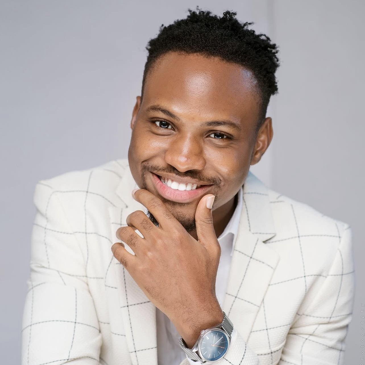 Jeffery Benson  (Nigeria)