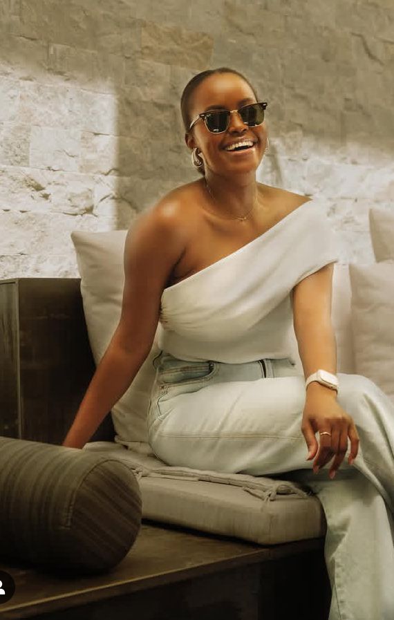 Sharon Mundia( Kenya)